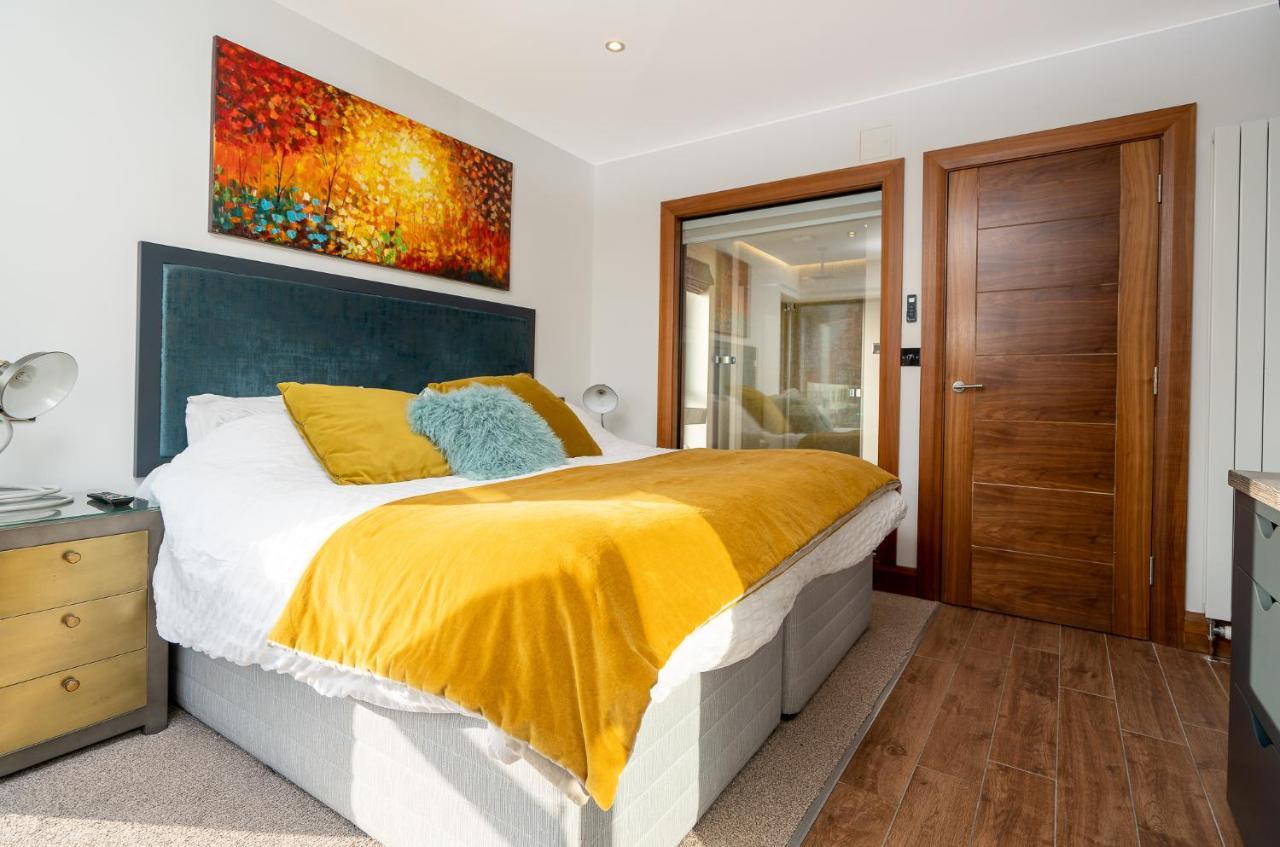 Antrim House Guest Rooms & Suites (Adults Only) Portrush Esterno foto