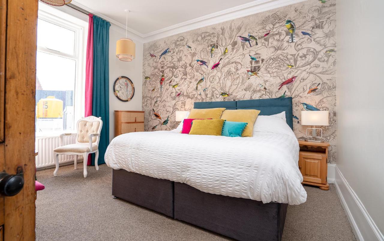 Antrim House Guest Rooms & Suites (Adults Only) Portrush Esterno foto