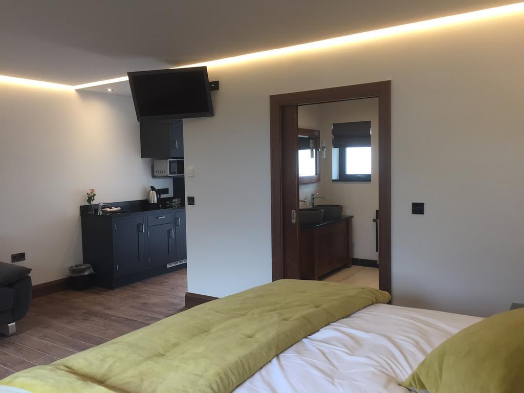 Antrim House Guest Rooms & Suites (Adults Only) Portrush Esterno foto