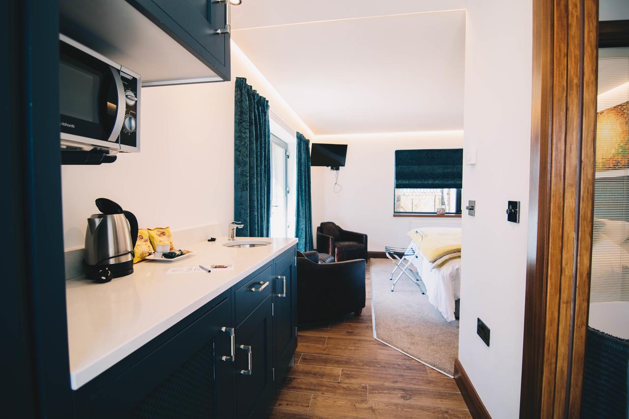 Antrim House Guest Rooms & Suites (Adults Only) Portrush Esterno foto