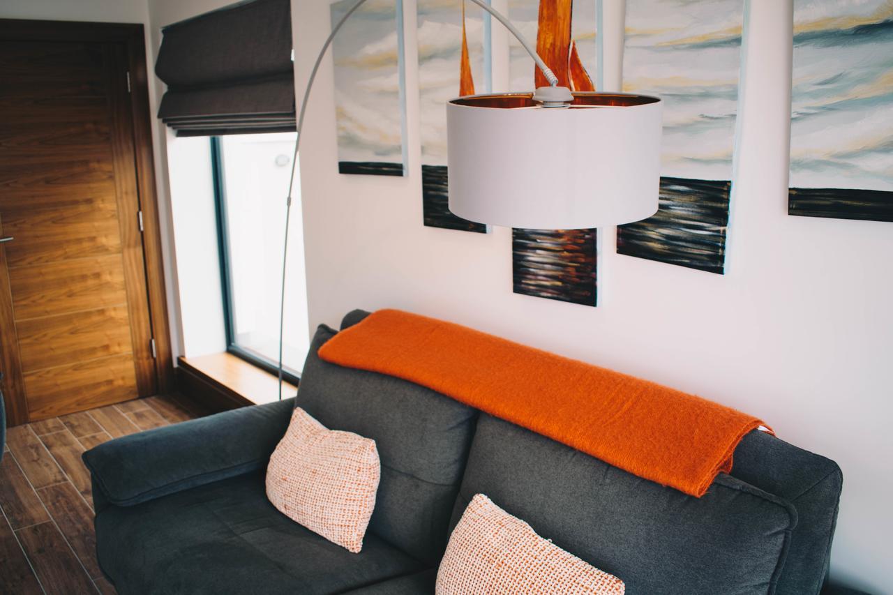 Antrim House Guest Rooms & Suites (Adults Only) Portrush Esterno foto